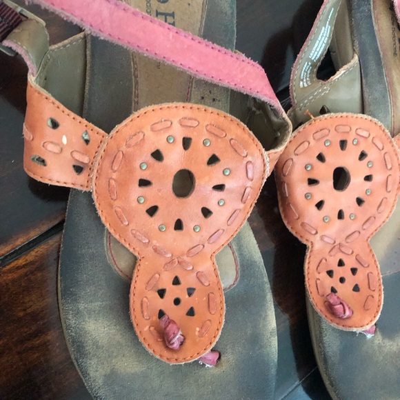 FREE ADD ON *AS IS* COBB HILL 10 orange genuine leather sandals - Picture 2 of 7